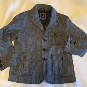 Super nice GAP kids soft comfy jacket 3 pockets button up size 8 gender neutral